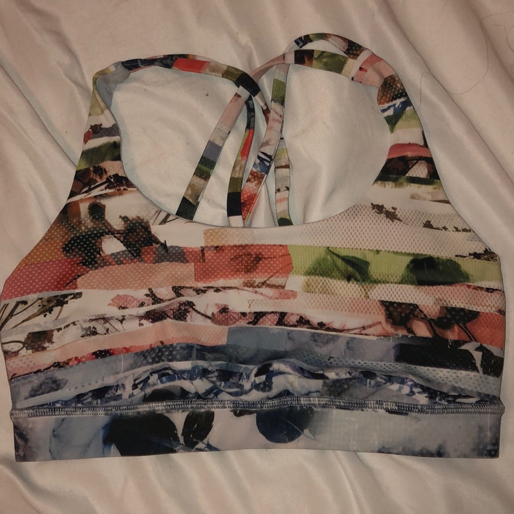 Lululemon cross back sports bra!